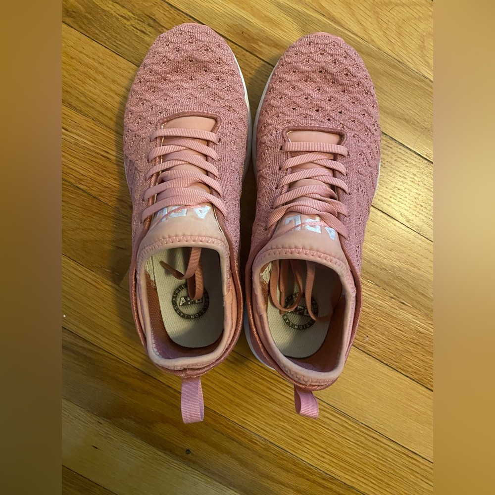 APL Techloom Pink